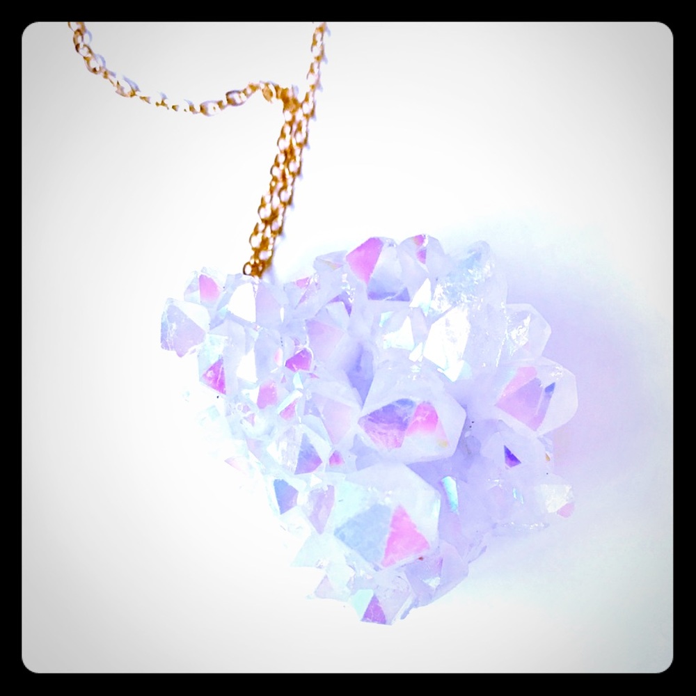 HOST PICK Aura Quartz healing Crystal Necklace - Picture 1 of 7